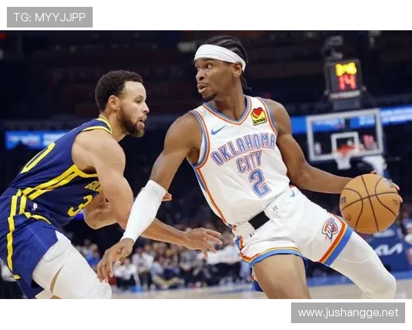 ✅体育直播🏆世界杯直播🏀NBA直播⚽- 美国芝加哥林肯雕像被喷红漆 现场留下大片涂鸦- sports